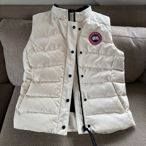 Canada goose freestyle vest